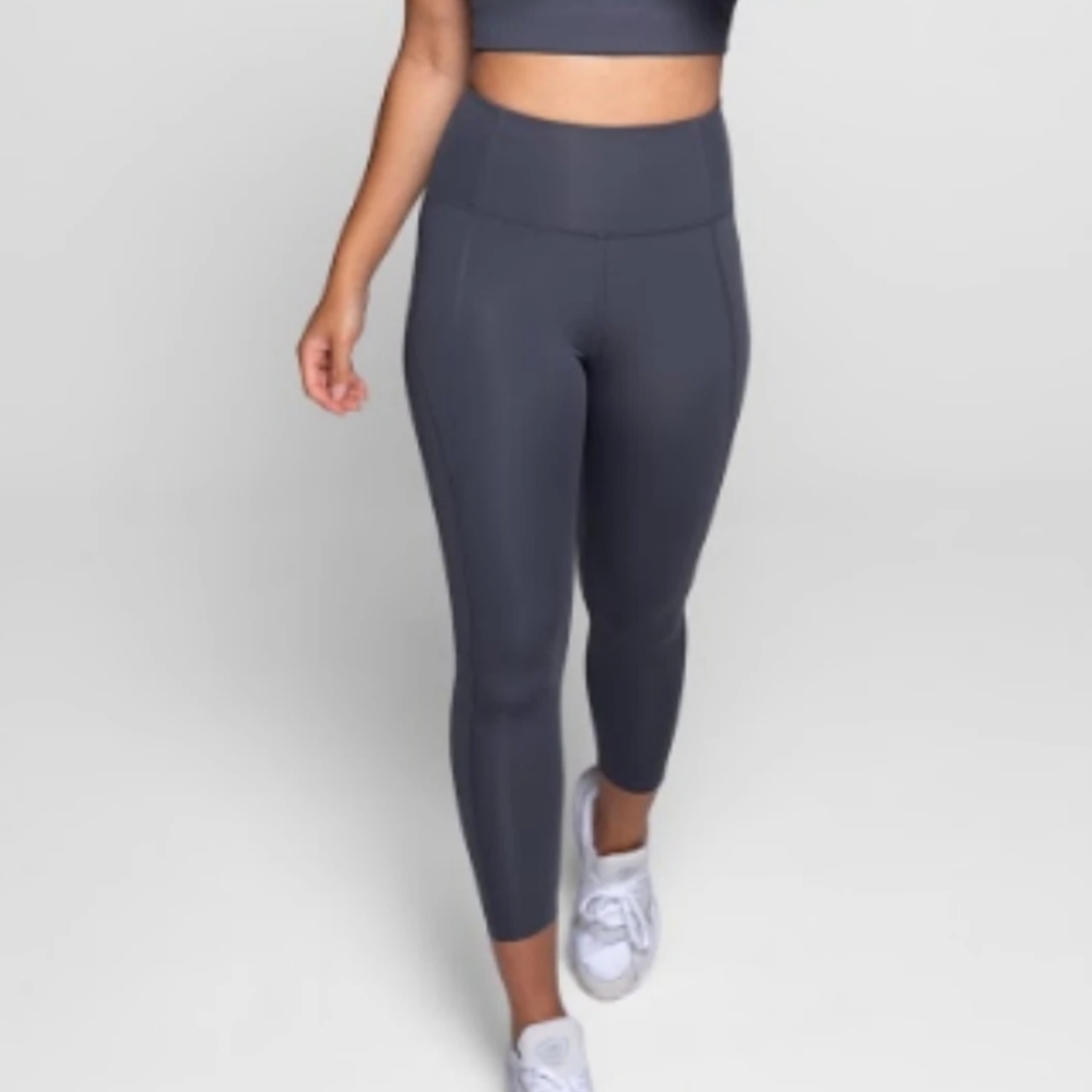 High-rise compressive girlfriend - Small Smoke